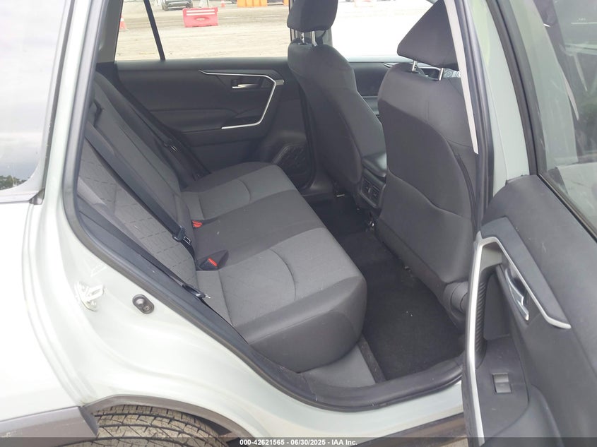 2023 TOYOTA RAV4 XLE - 2T3P1RFV5PW378212