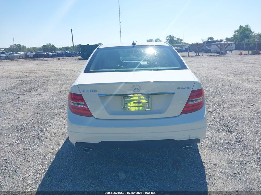 2012 MERCEDES-BENZ C VIN: WDDGF8BB8CA691471