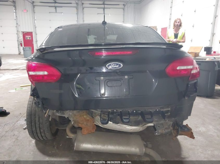 2016 Ford Focus Titanium VIN: 1FADP3J21GL379832 Lot: 42622576