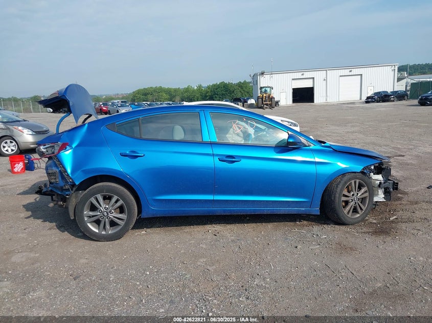 2017 HYUNDAI ELANTRA SE - 5NPD84LF3HH160244