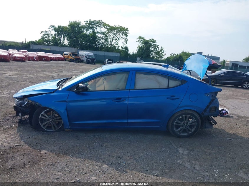 2017 HYUNDAI ELANTRA SE - 5NPD84LF3HH160244