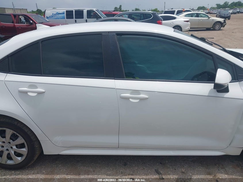 2022 TOYOTA COROLLA LE - 5YFEPMAE5NP300102
