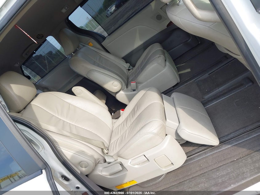 2012 Toyota Sienna Xle 7 Passenger VIN: 5TDDK3DCXCS037513 Lot: 42622966