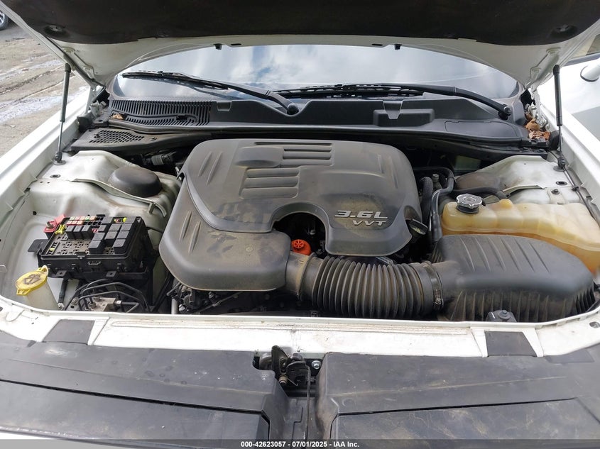 VIN 2C3CDZAG3KH744311 2019 DODGE CHALLENGER SXT