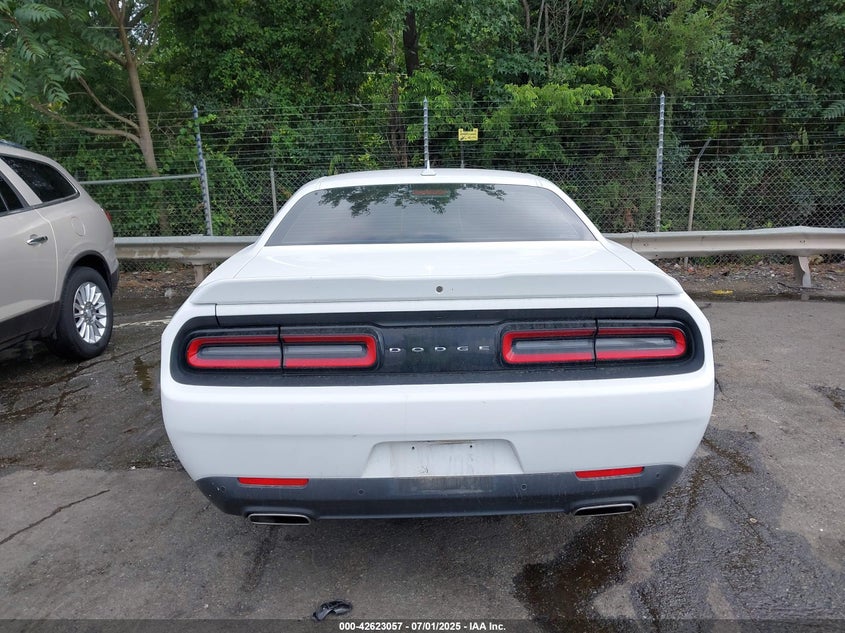 VIN 2C3CDZAG3KH744311 2019 DODGE CHALLENGER SXT