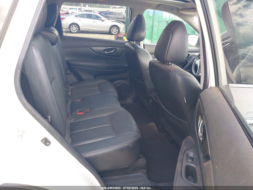 2015 NISSAN ROGUE SL - 5N1AT2MT2FC756217