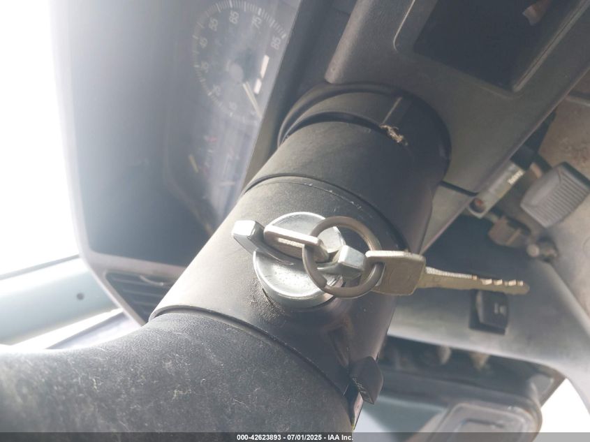 1987 Ford F250 VIN: 1FTHX26L5HKA85462 Lot: 42623893