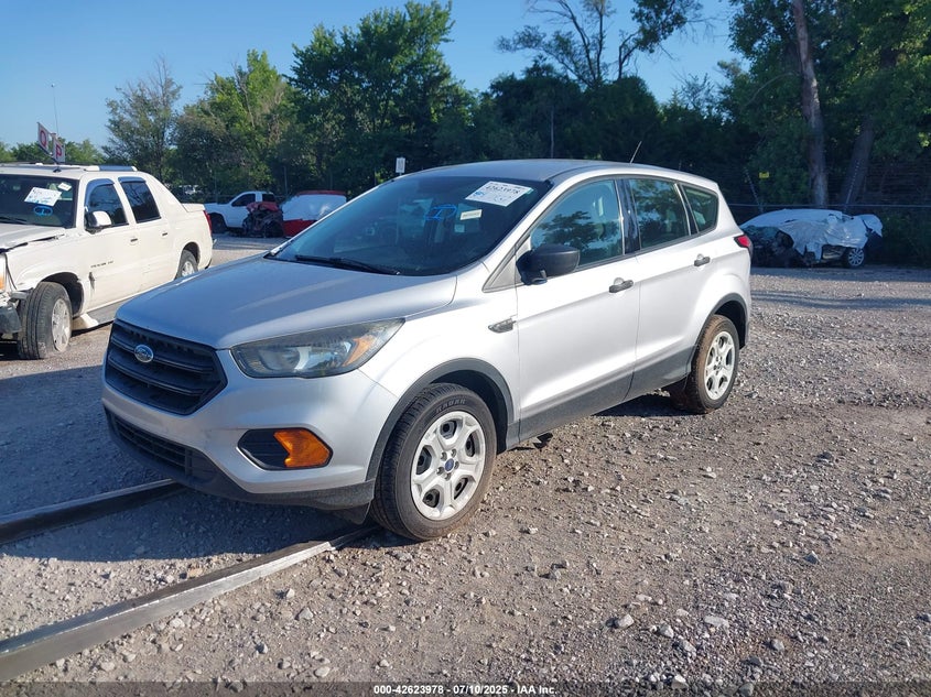 Vin: 1fmcu0f73jua03048, lot: 43117014, ford escape s 20182