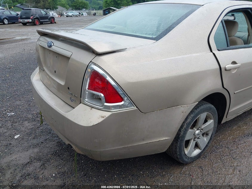 2006 FORD FUSION VIN: 3FAFP07176R142428