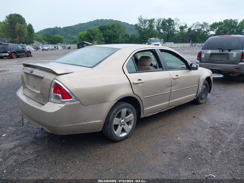 2006 FORD FUSION VIN: 3FAFP07176R142428