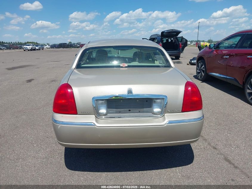 2006 Lincoln Town Car Signature Limited VIN: 1LNHM82W36Y649935 Lot: 42624000