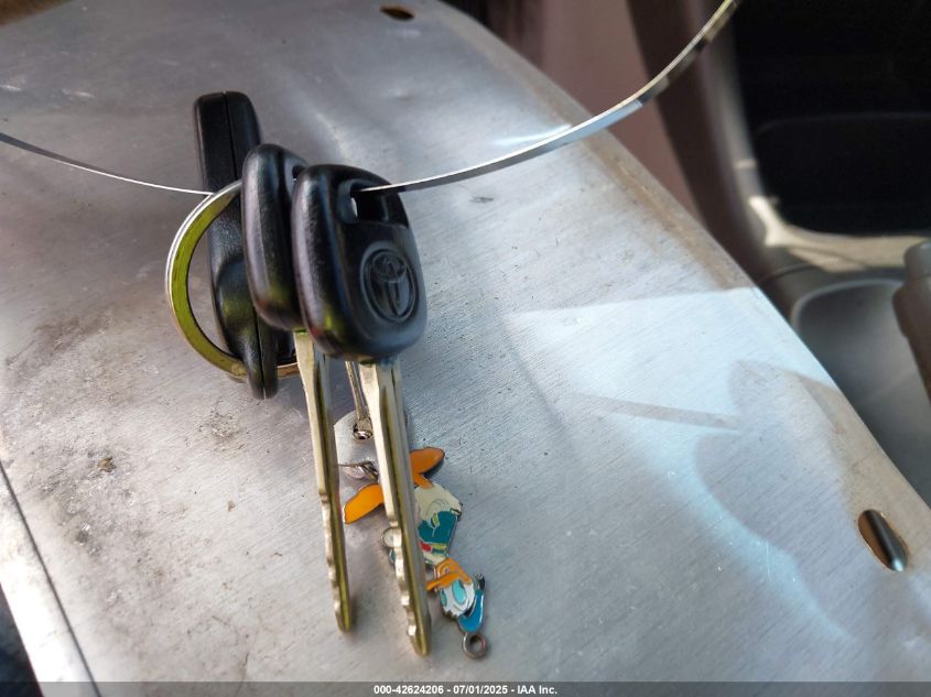 2002 Toyota Camry Le/Xle/Se VIN: 4T1BE32K12U583194 Lot: 42624206