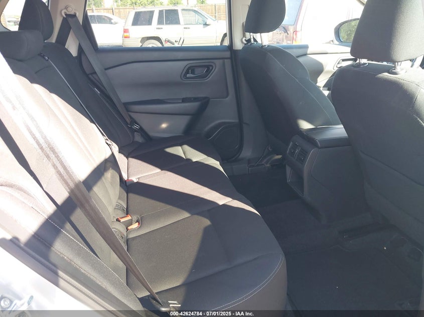 2024 NISSAN ROGUE VIN: 5N1BT3ABXRC747419