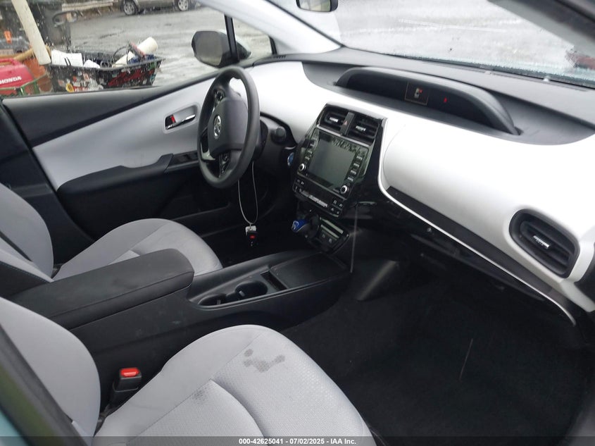 2022 TOYOTA PRIUS LE - JTDKAMFU4N3158998