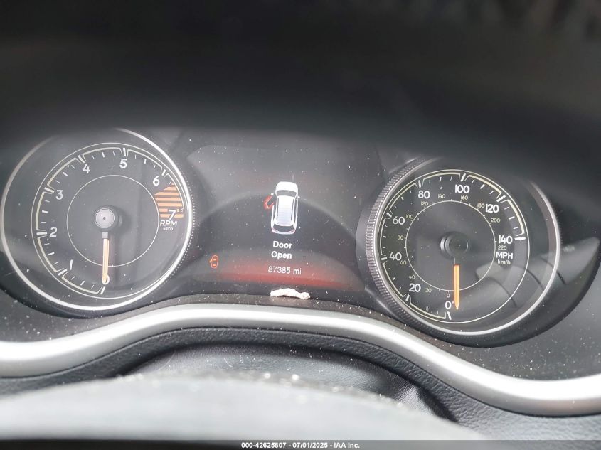 2017 Jeep Cherokee 75Th Anniversary Edition 4X4/Latitude 4X4 VIN: 1C4PJMCB0HW517423 Lot: 42625807