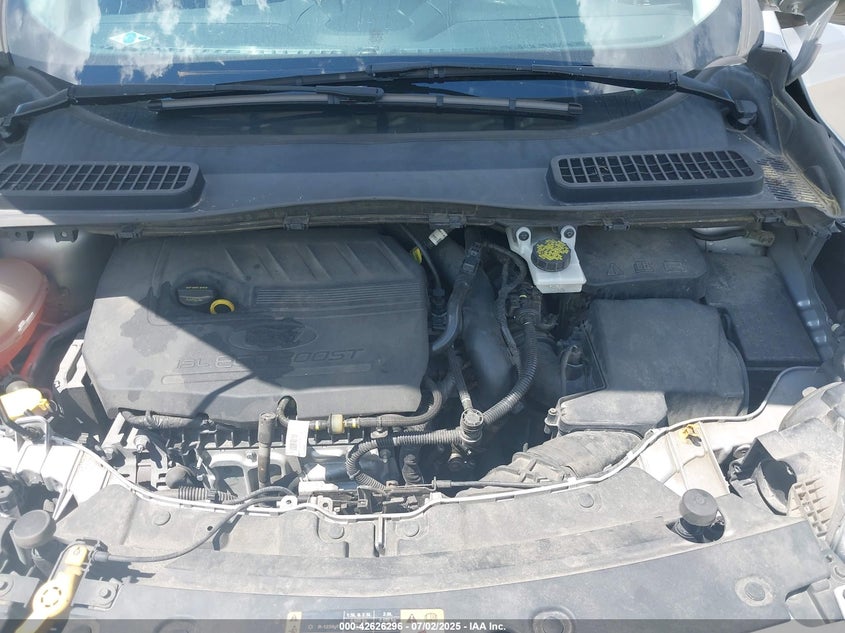 VIN 1FMCU9GDXHUB98195 2017 FORD ESCAPE SE