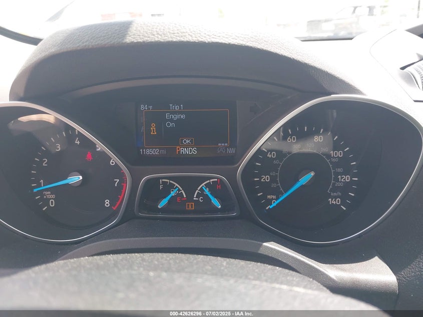 VIN 1FMCU9GDXHUB98195 2017 FORD ESCAPE SE