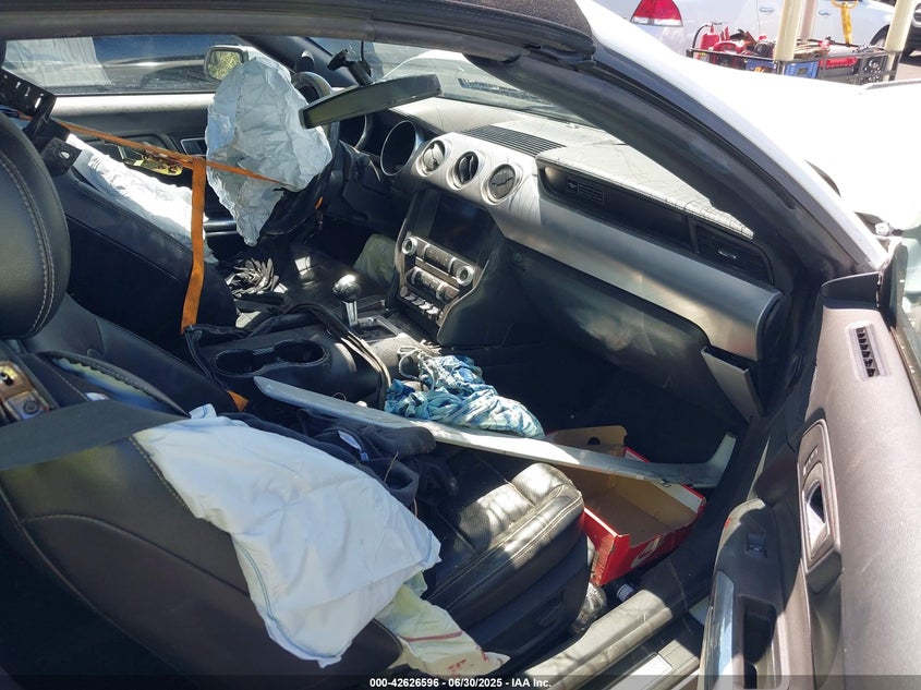 2020 FORD MUSTANG VIN: 1FATP8UH5L5112720