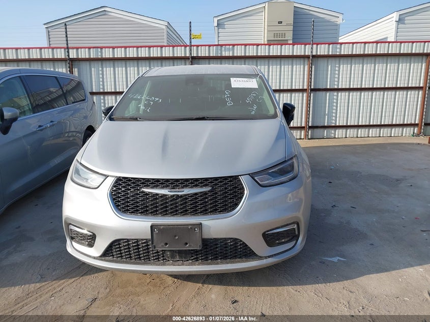 2024 Chrysler Pacifica Touring L VIN: 2C4RC1BG9RR163151 Lot: 42626893