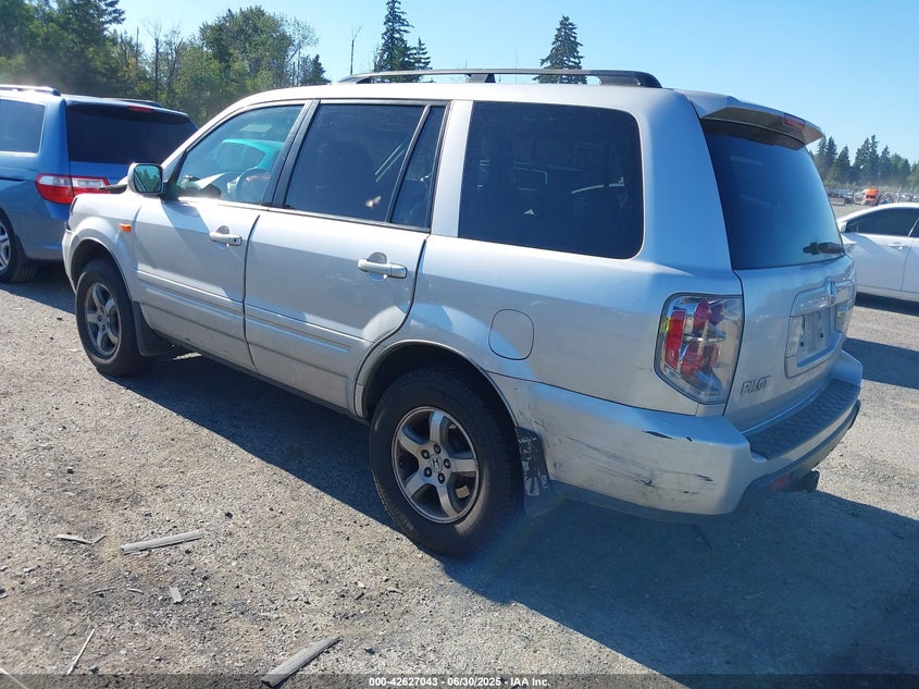 2008 HONDA PILOT VIN: 5FNYF18358B027763