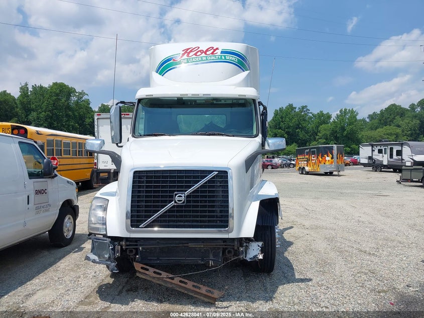 2015 Volvo Vn Vnl VIN: 4V4NC9EH8FN919339 Lot: 42628041