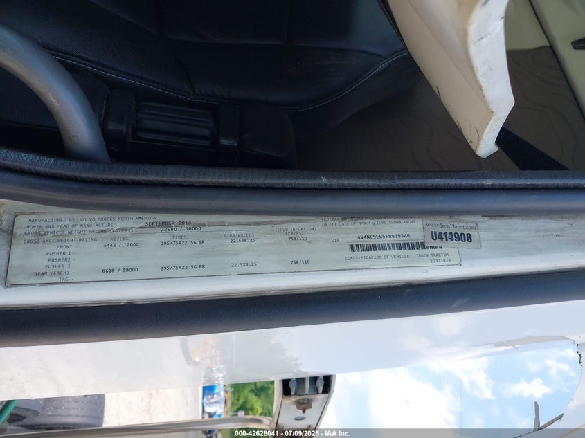 2015 Volvo Vn Vnl VIN: 4V4NC9EH8FN919339 Lot: 42628041