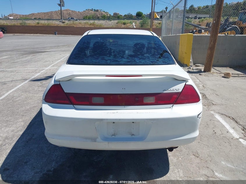 1998 Honda Accord Ex VIN: 1HGCG3270WA010245 Lot: 42628230