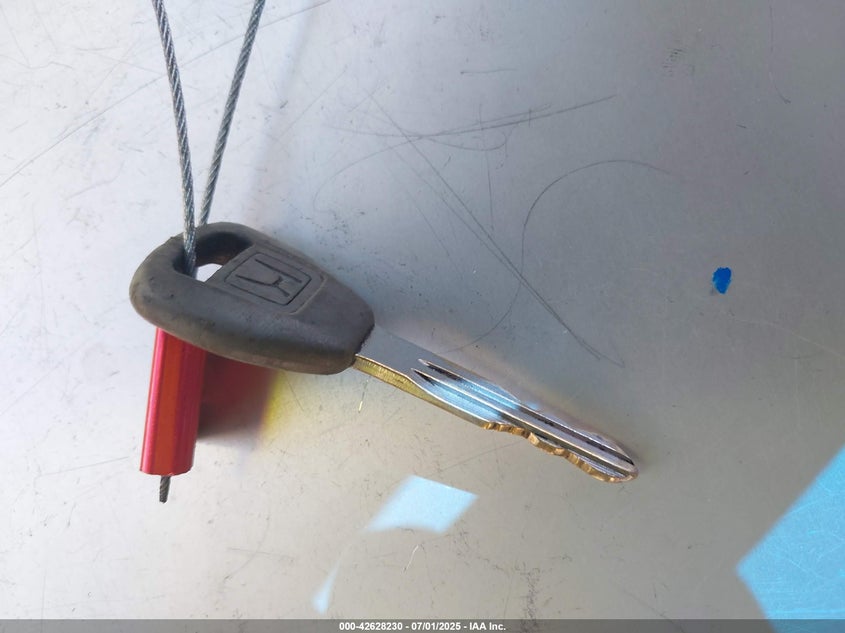 1998 Honda Accord Ex VIN: 1HGCG3270WA010245 Lot: 42628230