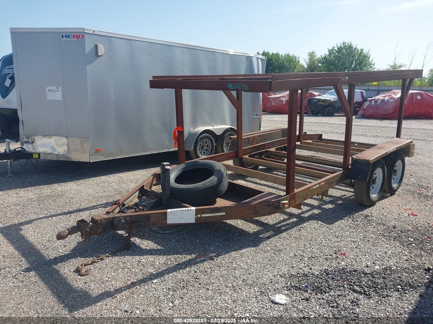 2010 MISC SHOPBUILT TRAILER auction photo 2