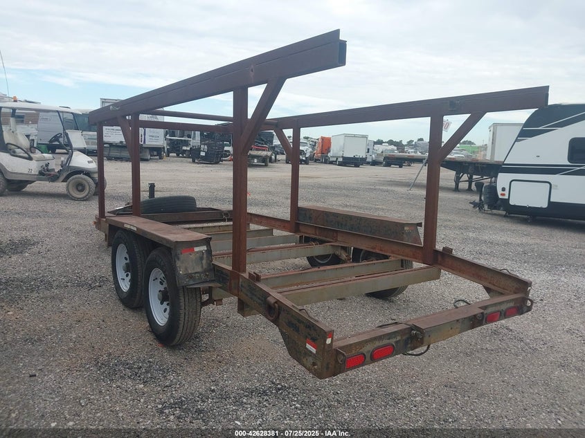 2010 MISC SHOPBUILT TRAILER auction photo 3