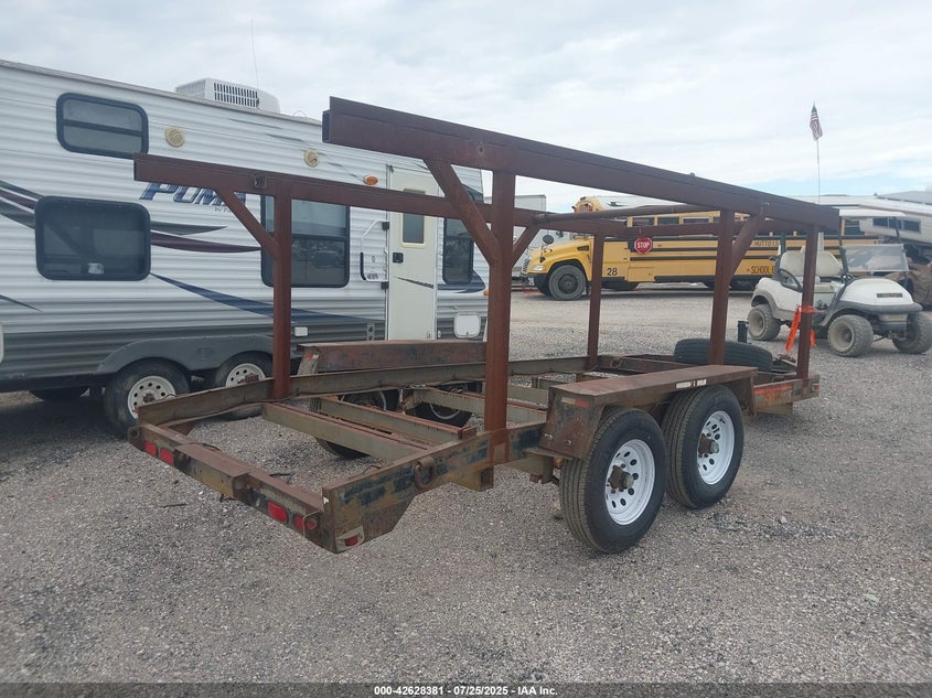 2010 MISC SHOPBUILT TRAILER auction photo 4