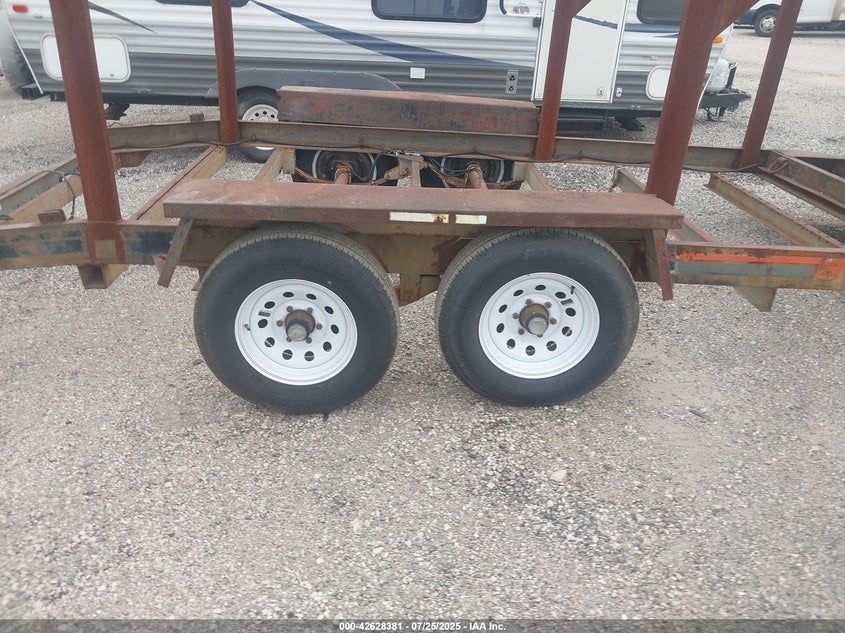 2010 MISC SHOPBUILT TRAILER auction photo 5