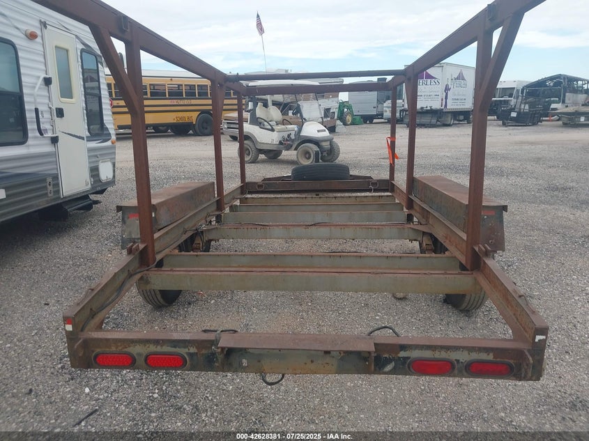 2010 MISC SHOPBUILT TRAILER auction photo 6