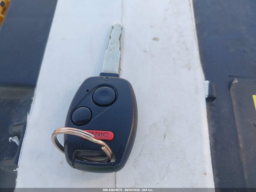2010 HONDA CIVIC VIN: 2HGFA1F56AH585617