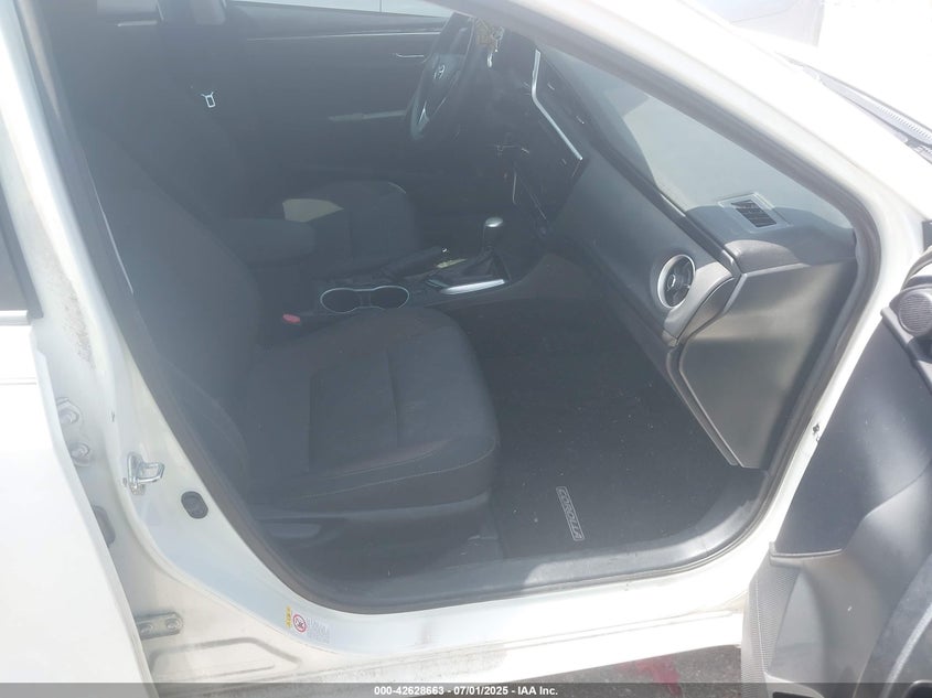 2017 TOYOTA COROLLA LE - 2T1BURHE2HC834046