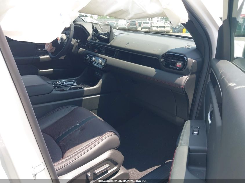 2025 Honda Pilot - 5FNYG1H95SB136510