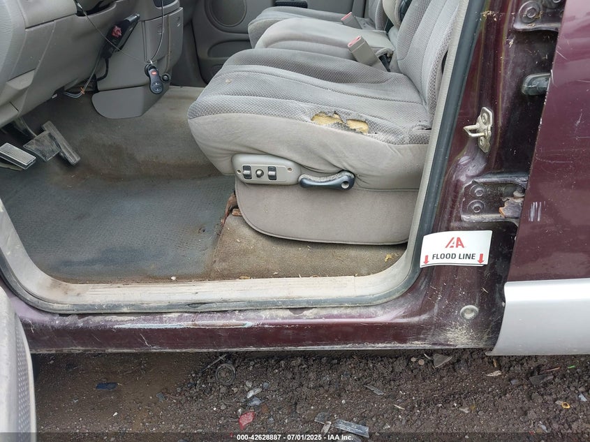 2004 Dodge Ram 1500 Slt/Laramie VIN: 1D7HU18D94J125539 Lot: 42628887