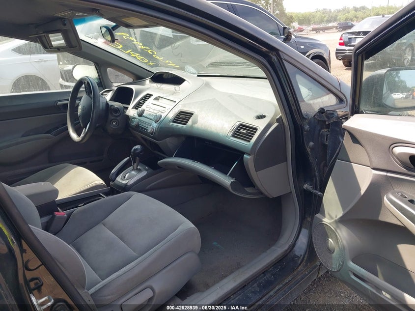 1HGFA16558L034687 2008 HONDA CIVIC photo no. 5