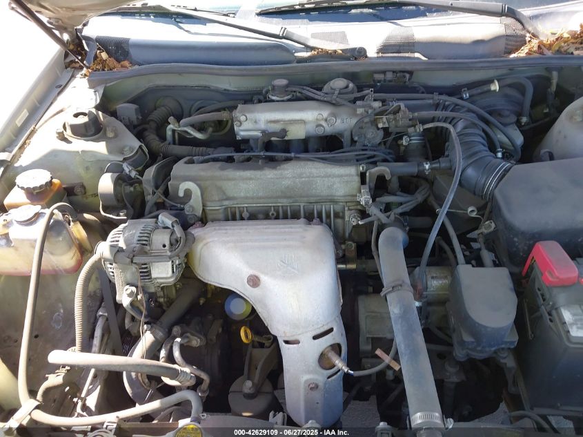 2001 Toyota Camry Le VIN: 4T1BG22K11U798576 Lot: 42629109