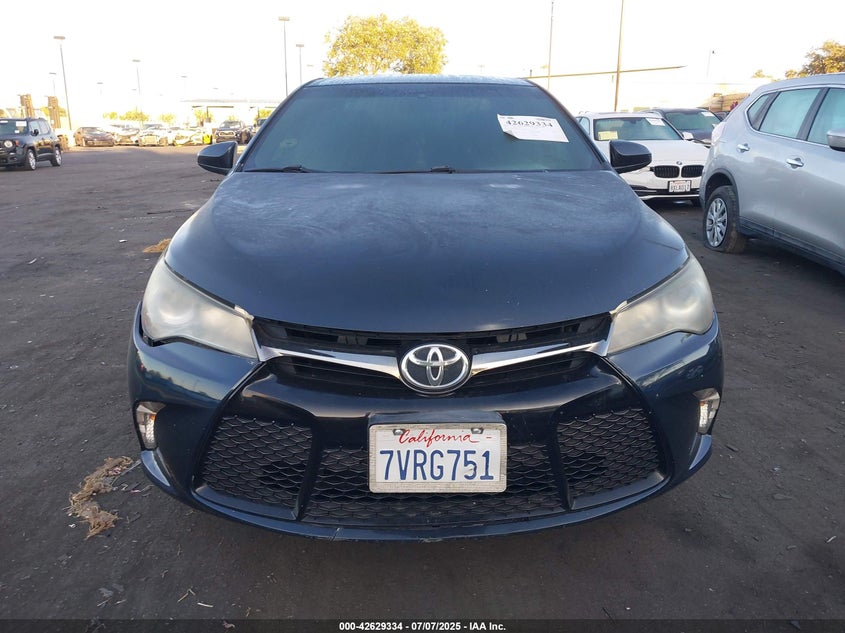 2017 TOYOTA CAMRY SE - 4T1BF1FK4HU357753