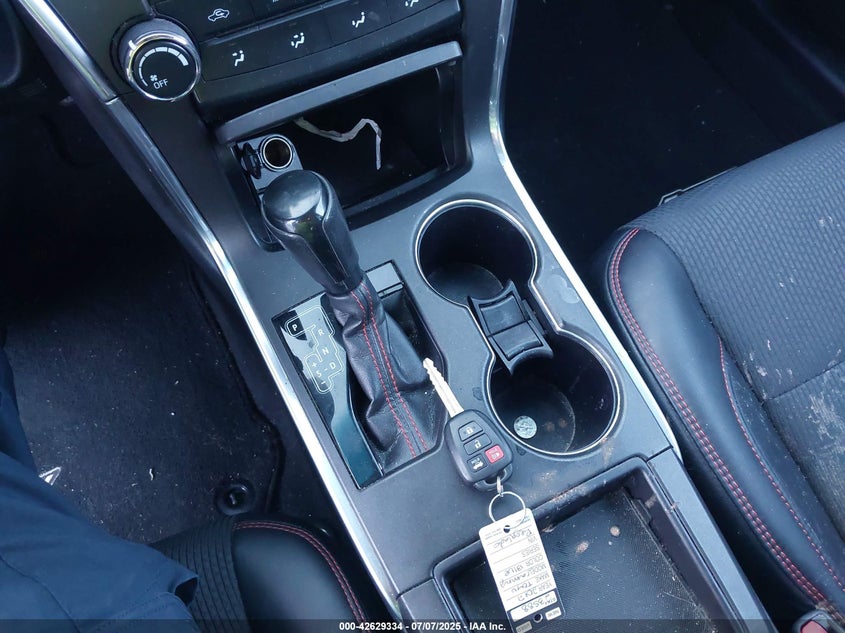 2017 TOYOTA CAMRY SE - 4T1BF1FK4HU357753