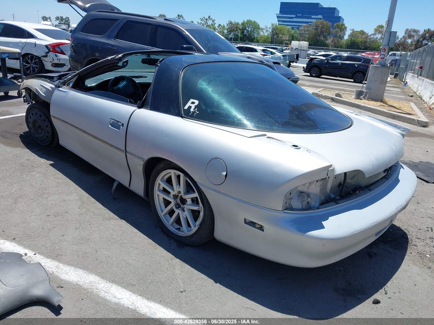 2G1FP22G0W2125995 1998 CHEVROLET CAMARO photo no. 3