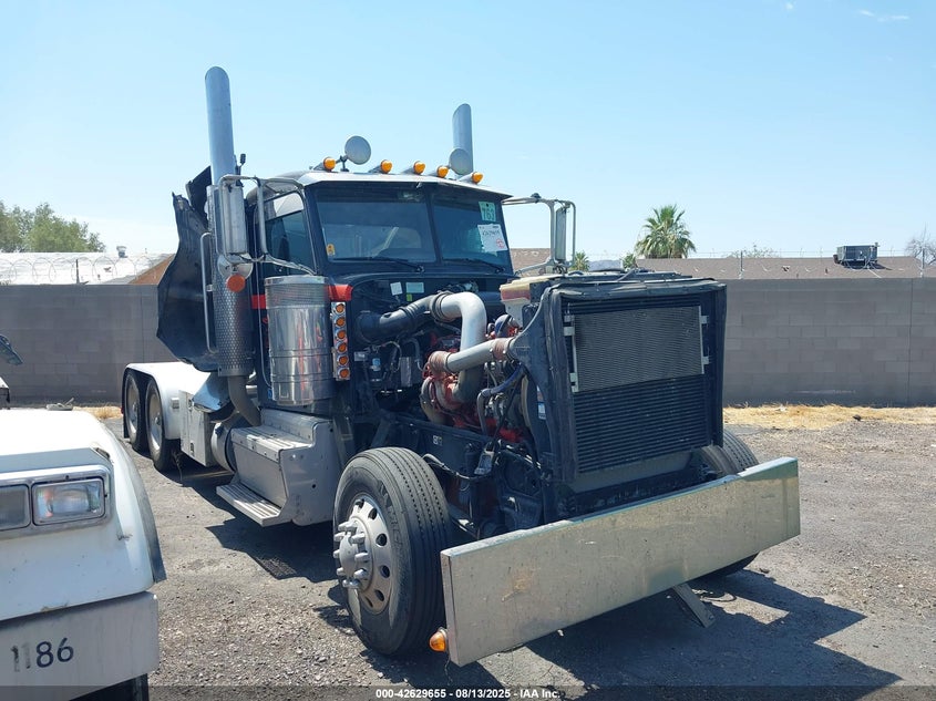 2016 Peterbilt 389 1XPXD49X8GD365005 photo #1