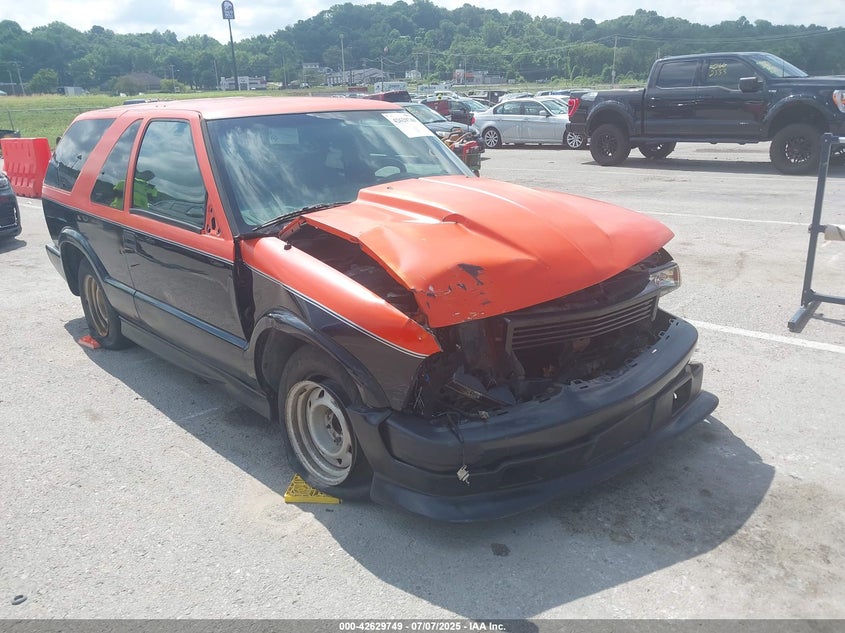 1GNCS18W9XK232480 1999 Chevrolet Blazer Ls auction photo 1