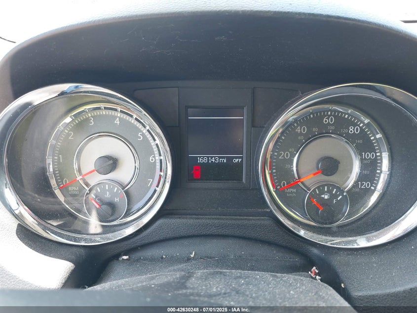 2011 CHRYSLER TOWN & COUNTRY VIN: 2A4RR5DGXBR746993