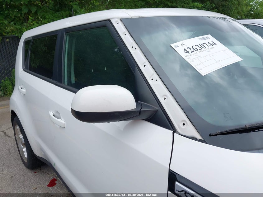 2015 KIA SOUL VIN: KNDJN2A26F7806216