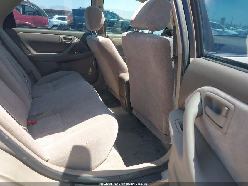 1998 Toyota Camry Le VIN: JT2BG28K0W0185903 Lot: 43847509