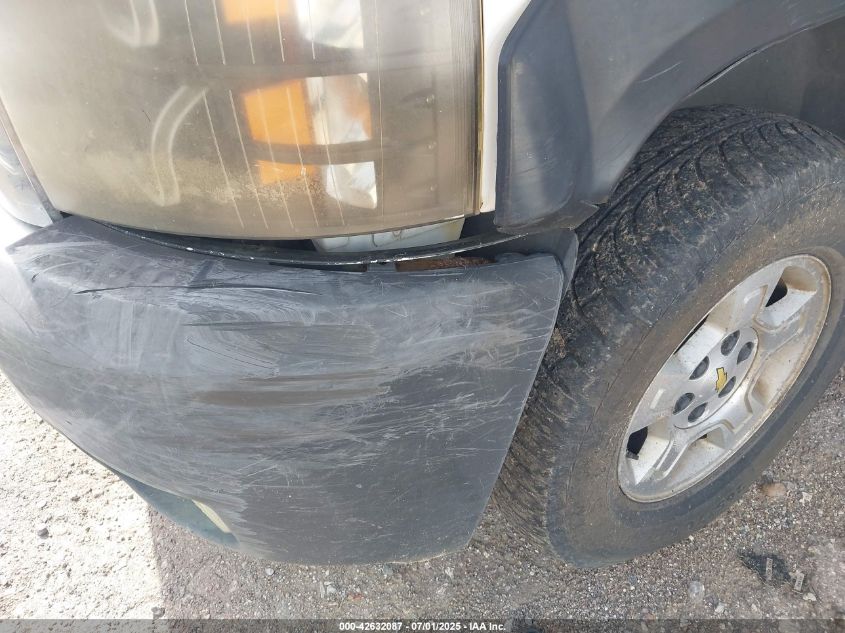 2008 Chevrolet Silverado 1500 Ltz VIN: 2GCFC13Y681118367 Lot: 42632087