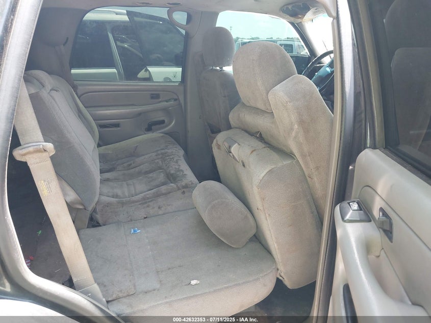 2004 Chevrolet Tahoe K1500 VIN: 1GNEK13T44R311810 Lot: 42632353