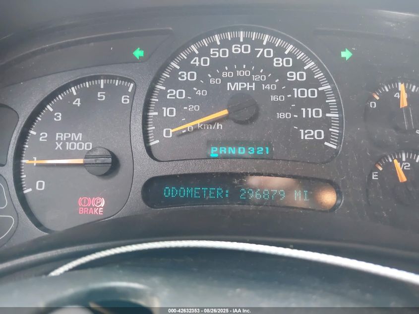 2004 Chevrolet Tahoe Ls VIN: 1GNEK13T44R311810 Lot: 42632353